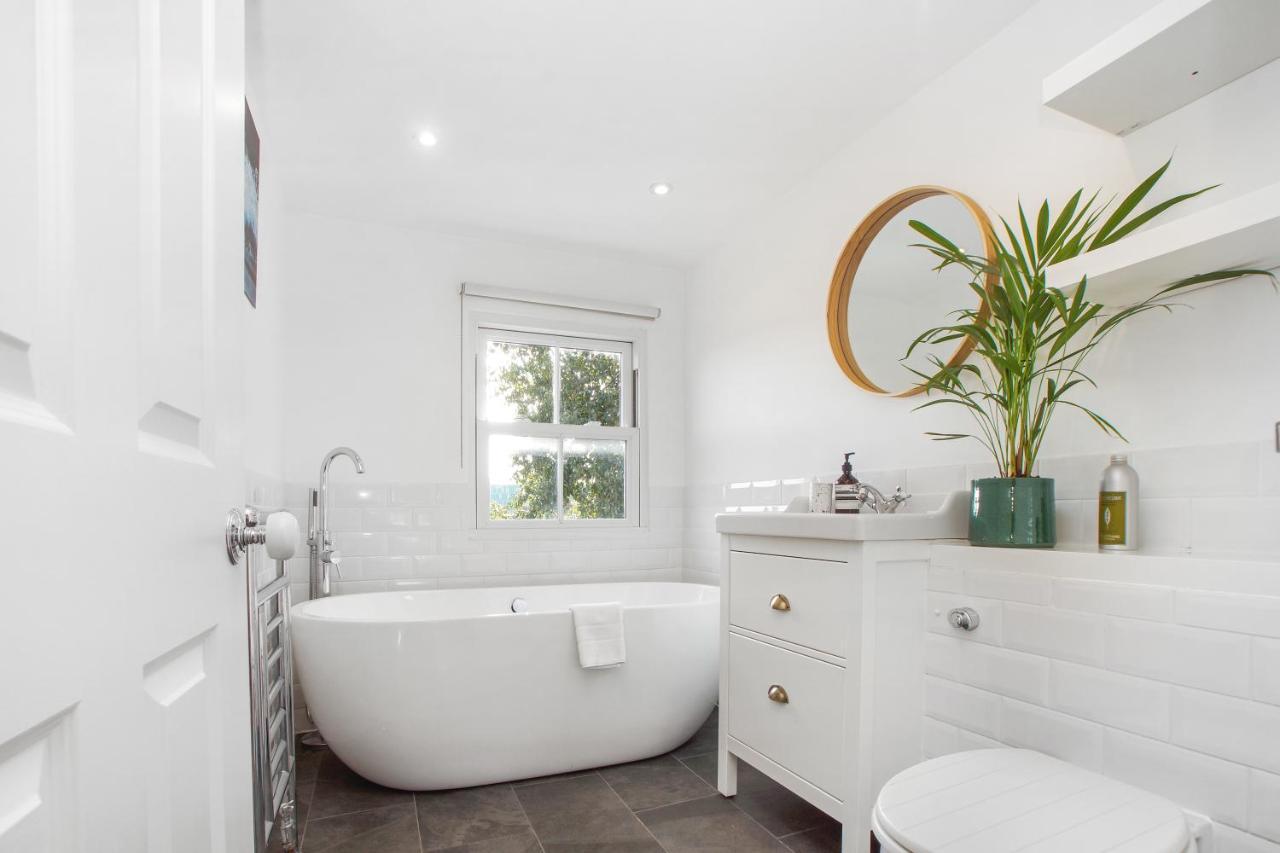 Bright, Stylish & Cosy 3-Bed Flat Near Mile End Apartman London Kültér fotó