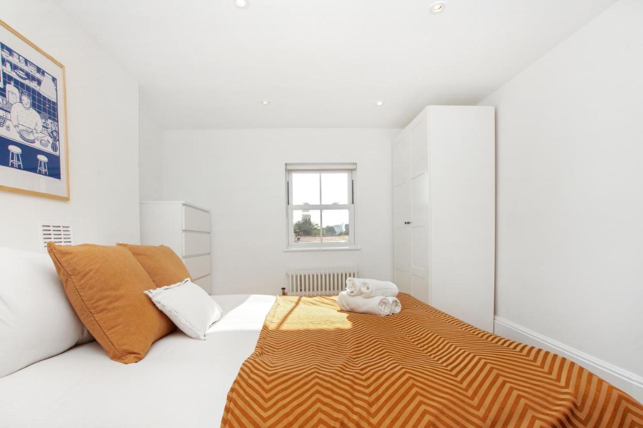Bright, Stylish & Cosy 3-Bed Flat Near Mile End Apartman London Kültér fotó